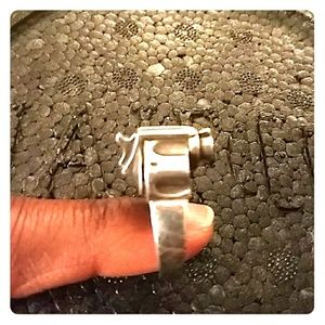 .925 Silver Gun Ring